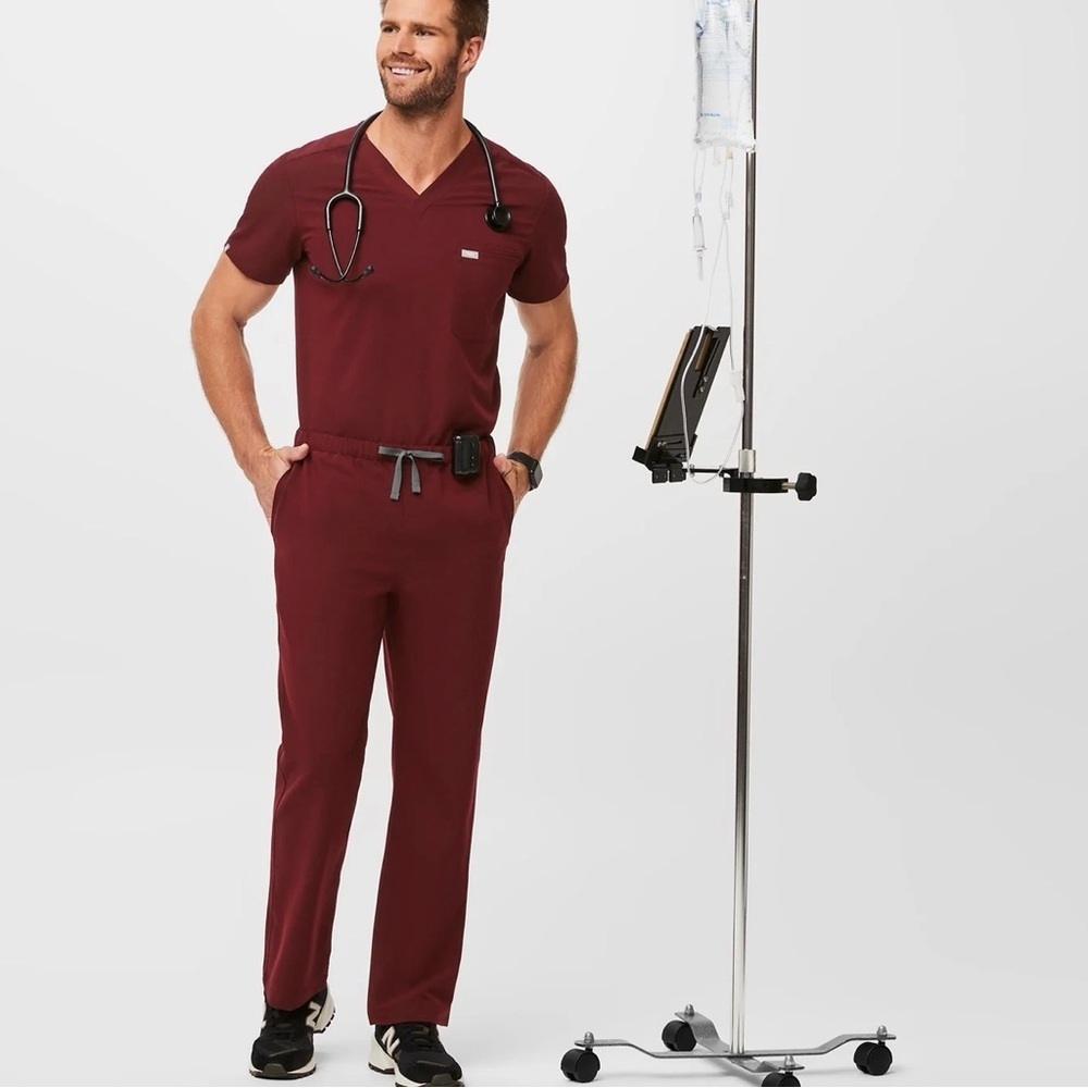 Figs Mens Pisco Basic Scrub Pants Size XL Burgundy Red Straight Leg